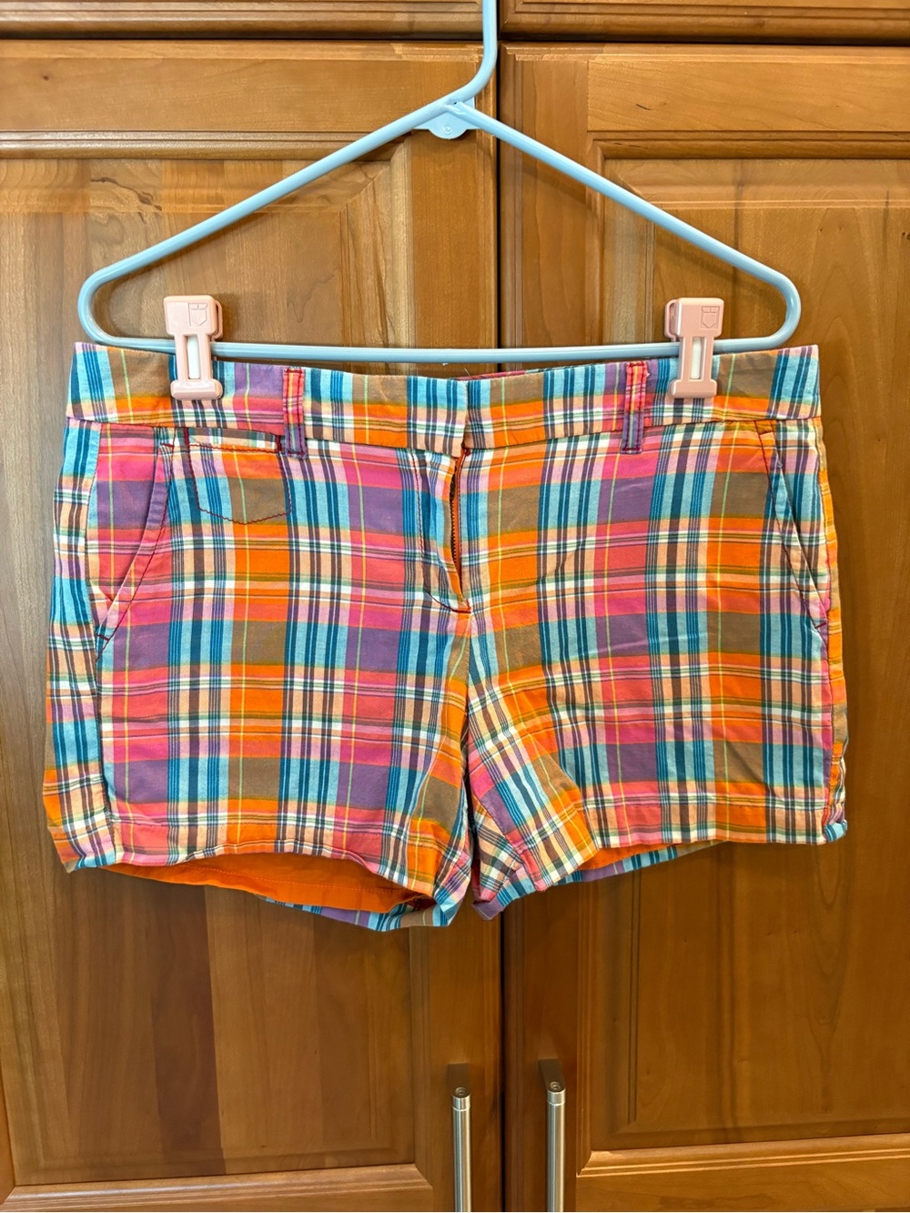 TOMMY HILFIGER plaid shorts